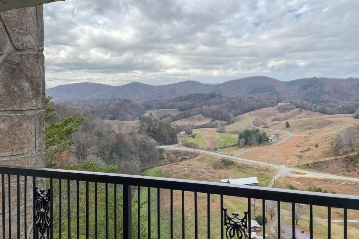 Mountain Views At Dolly'S Castle Unit 7 Villa Sevierville Exterior photo