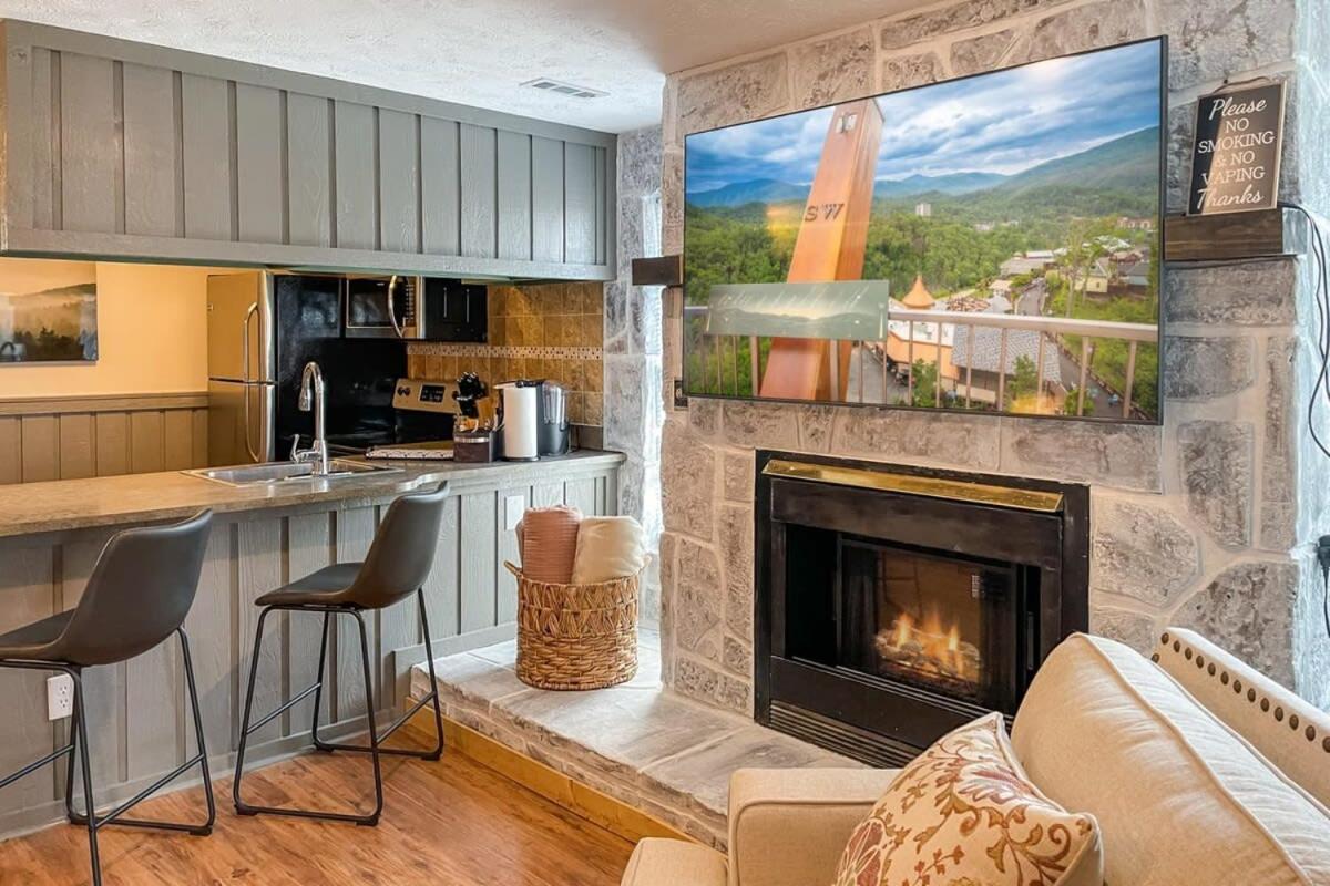 Mountain Views At Dolly'S Castle Unit 7 Villa Sevierville Exterior photo